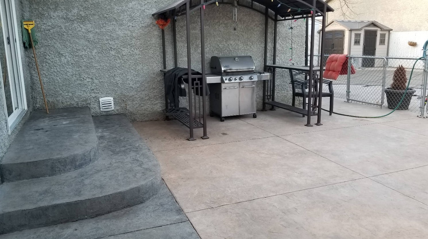 Professional Colored Concrete Services in Headingley